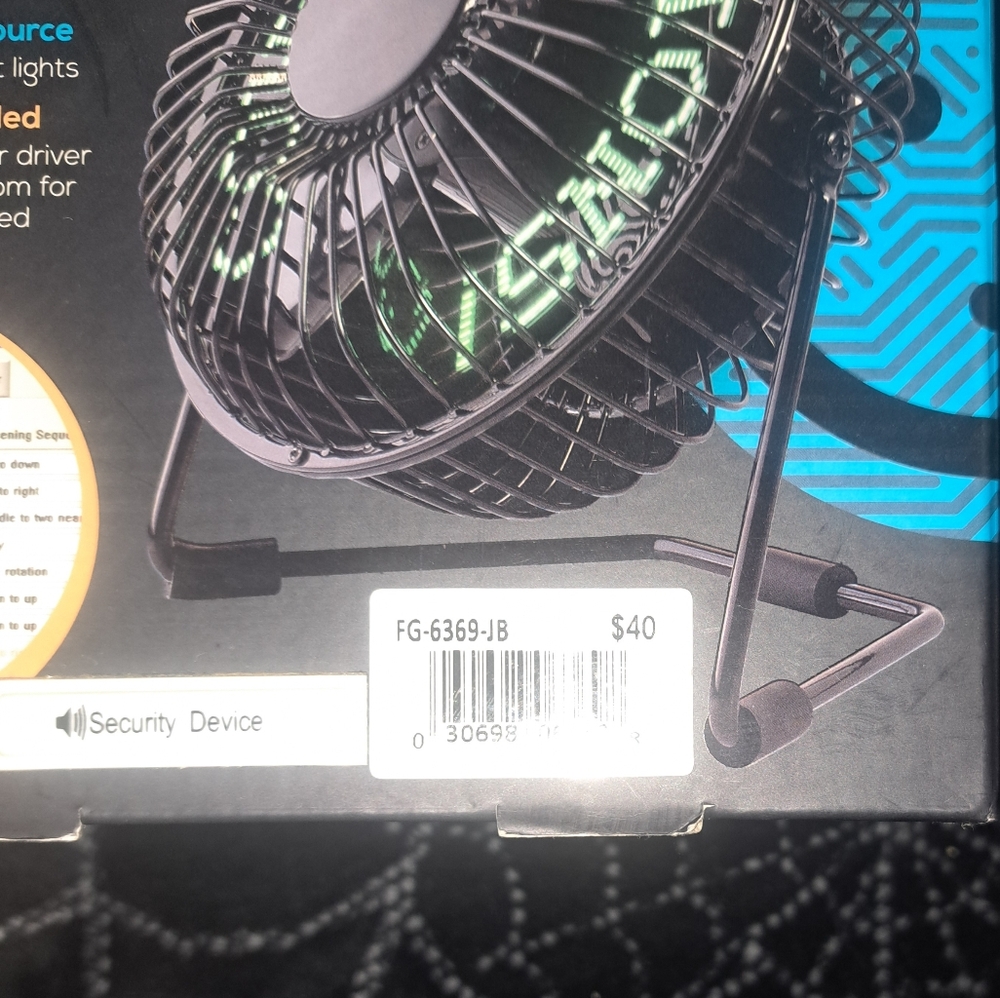 Fungear Programmable LED Message Fan - Picture 7 of 7